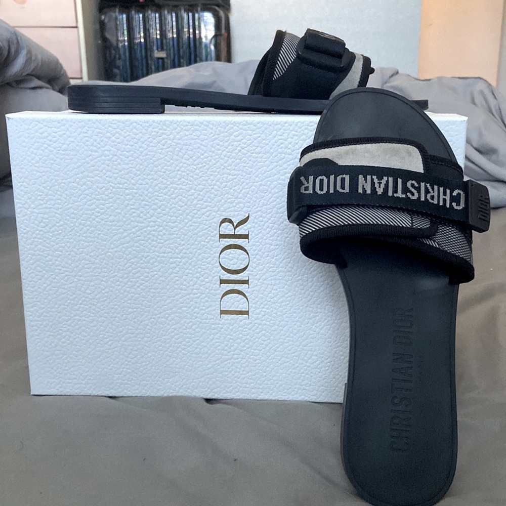 Christian Dior Revolution Slides